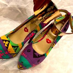 COPY - Red moss Platform Pumps (Aztec)